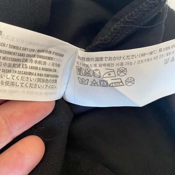 Abercrombie &‎ Fitch Women's Black Long Sleeve V-neck Romper Dress Size 6 - Picture 9 of 15